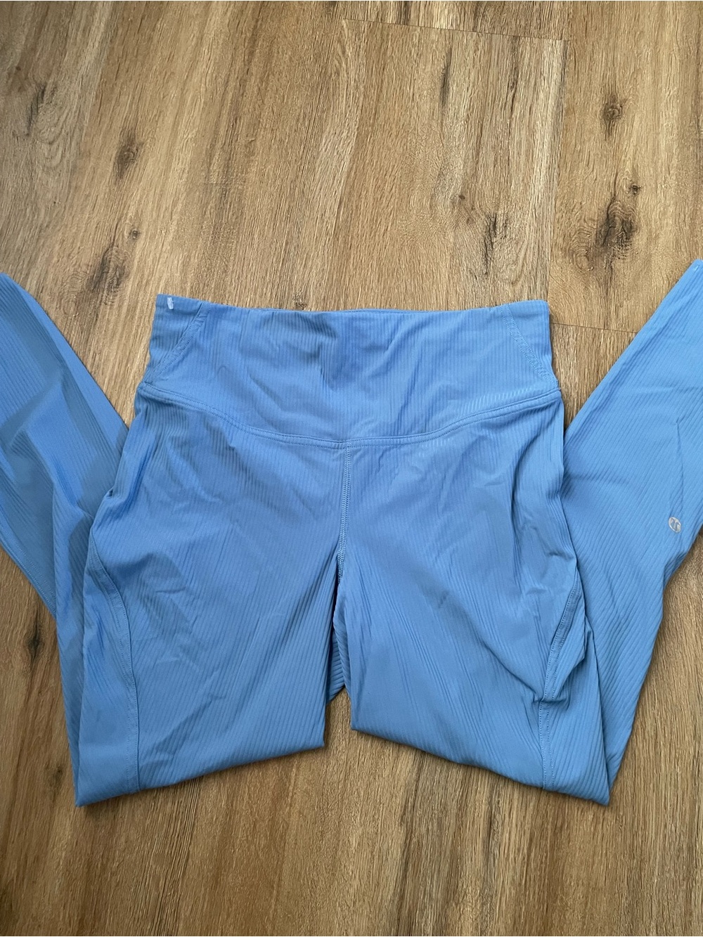 Lululemon tights size 8
